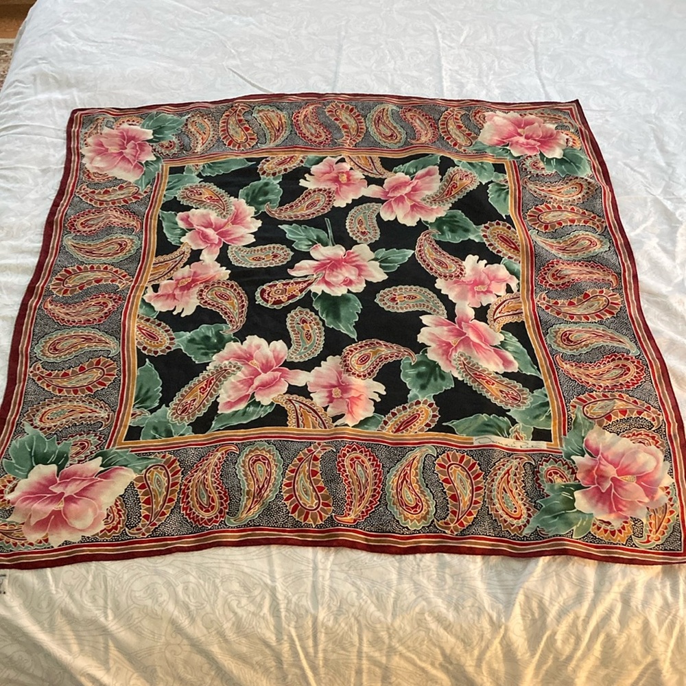 Silk Scarf Oscar de la Renta